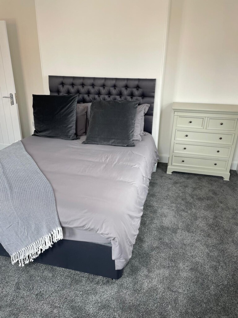 Room 4